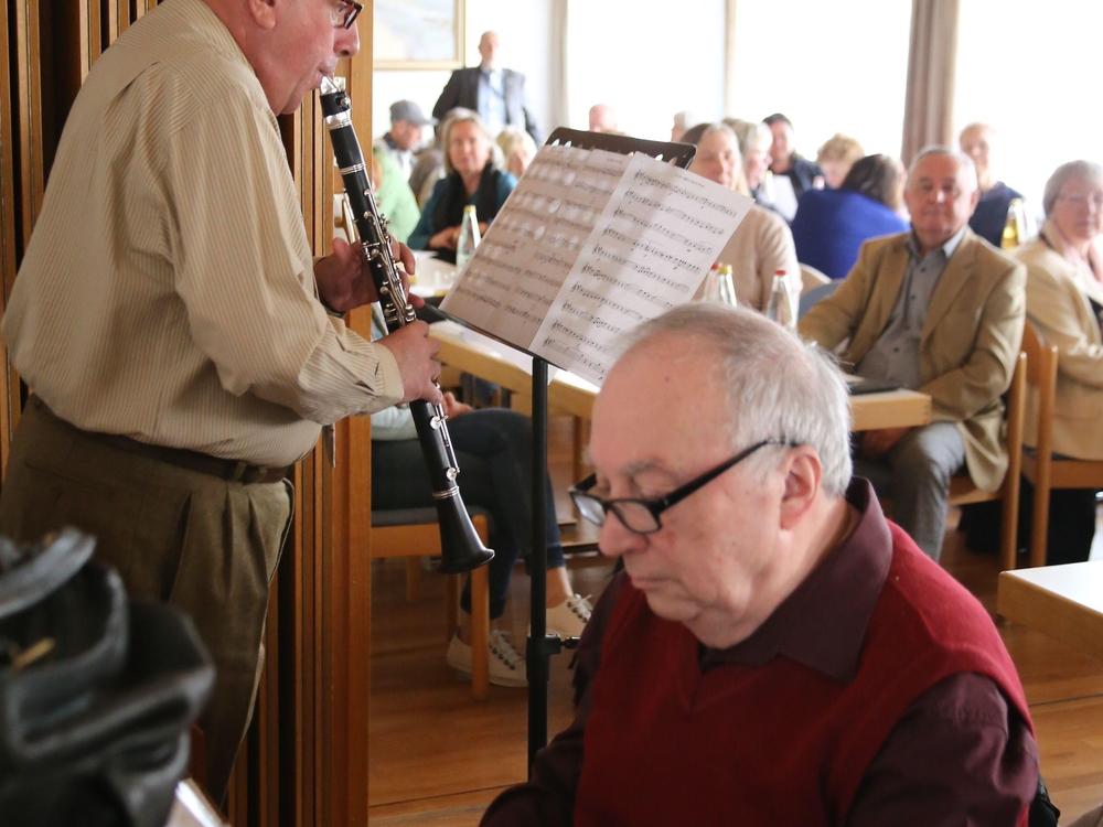 Musikalische Begleitung durch A. Dekhtiar und A. Ginzburgskiy