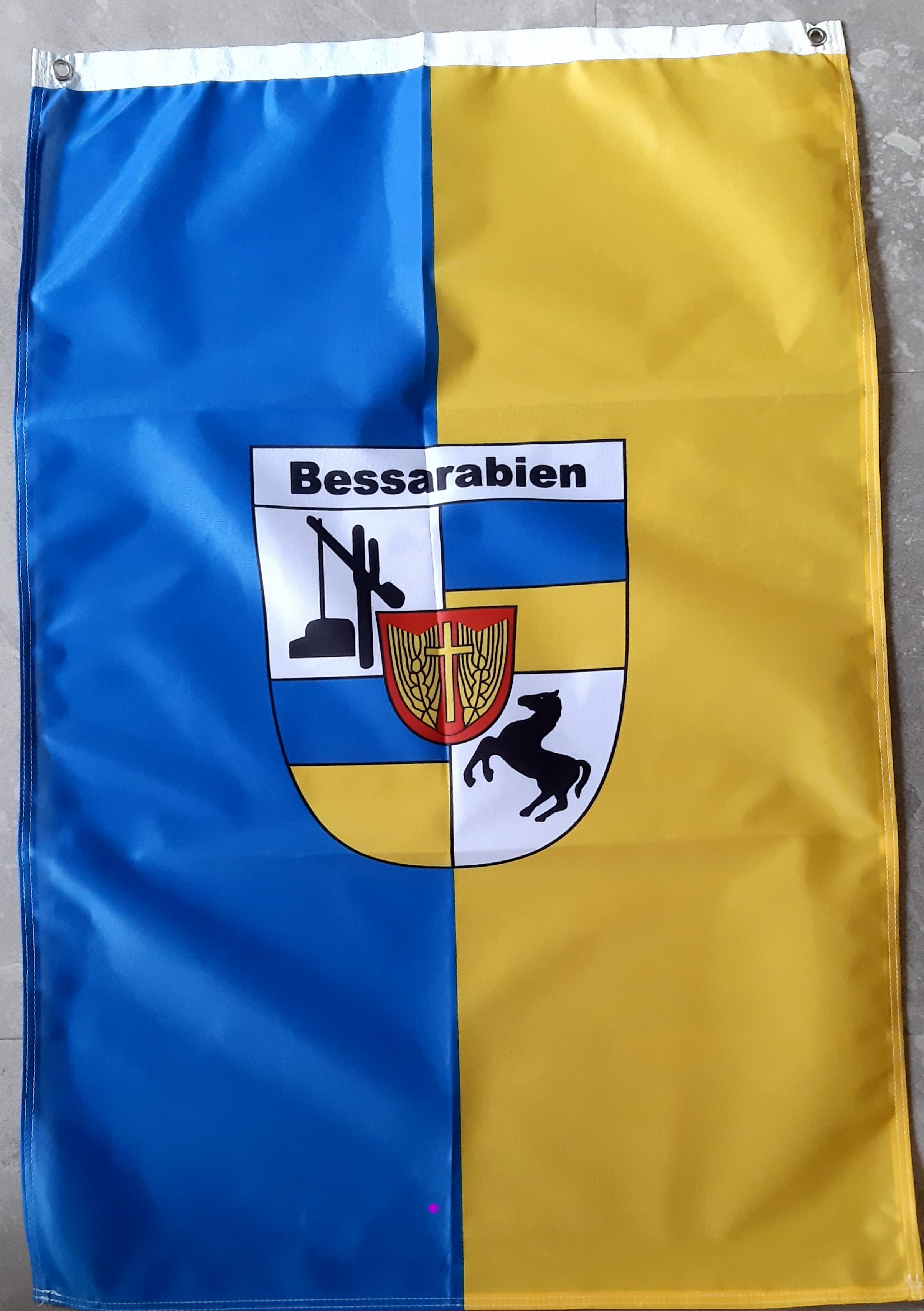 Fahne Flagge mit bess. Wappen, 60 cm x 90 cm (Hochformat)