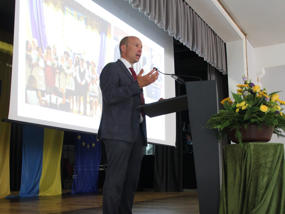 Martin Salzer zu den Schüleraustauschen, Foto: Matthias Busch
