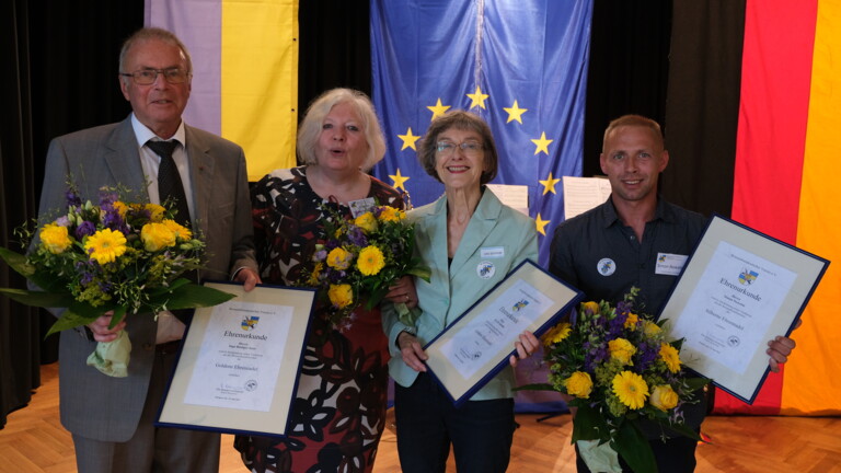 Ehrungen beim Bundestreffen. Ingo R.  Isert, Brigitte Bornemann, Dr. Ute  Schmidt, Simon Nowotni. Renate Kersting war verhindert.