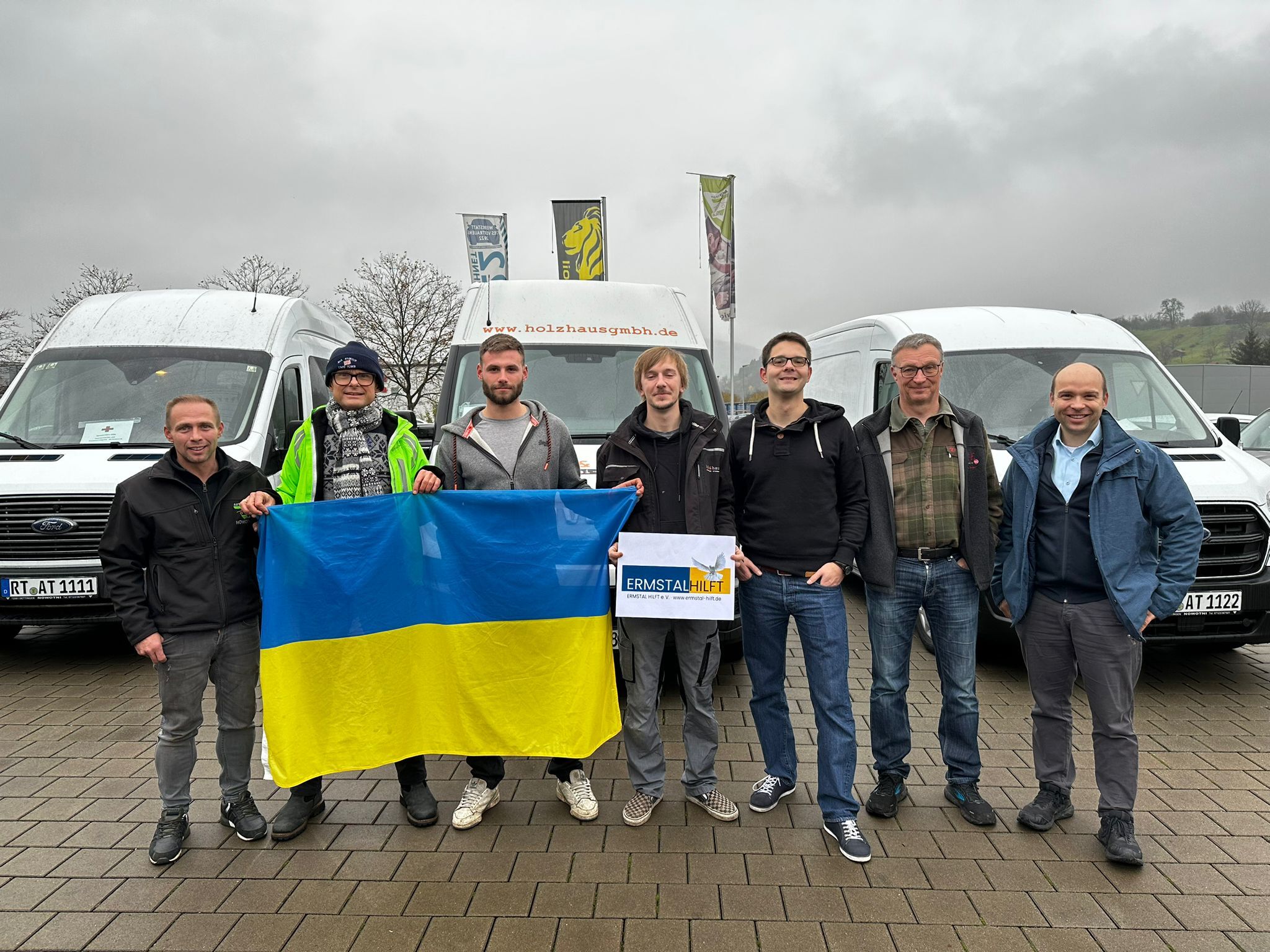 Die freiwilligen Fahrer von Ermstal-Hilft bringen die Hilfsgüter über Ungarn und Rumänien   direkt in unsere Herkunftsdörfer im ukrainischen Bessarabien.