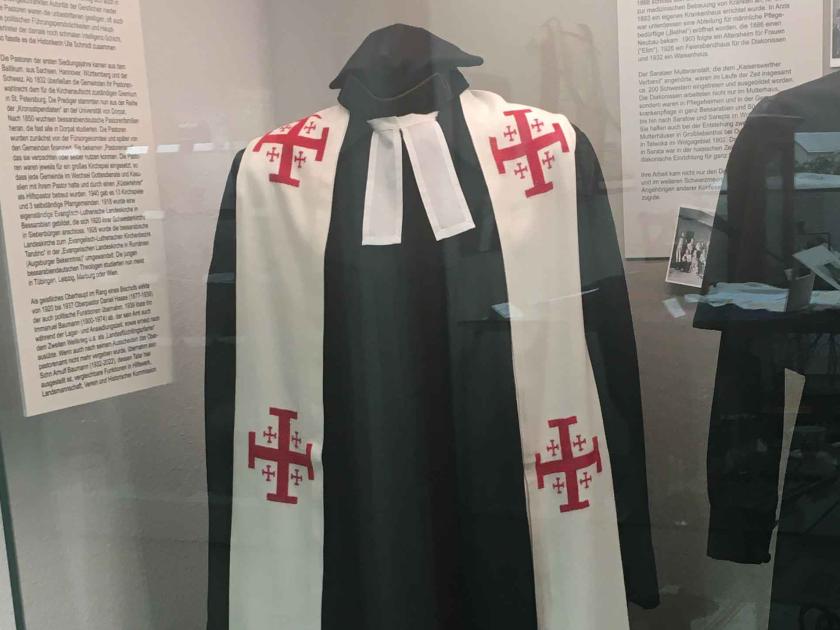 Der Talar Arnulf Baumanns in unserem Museum